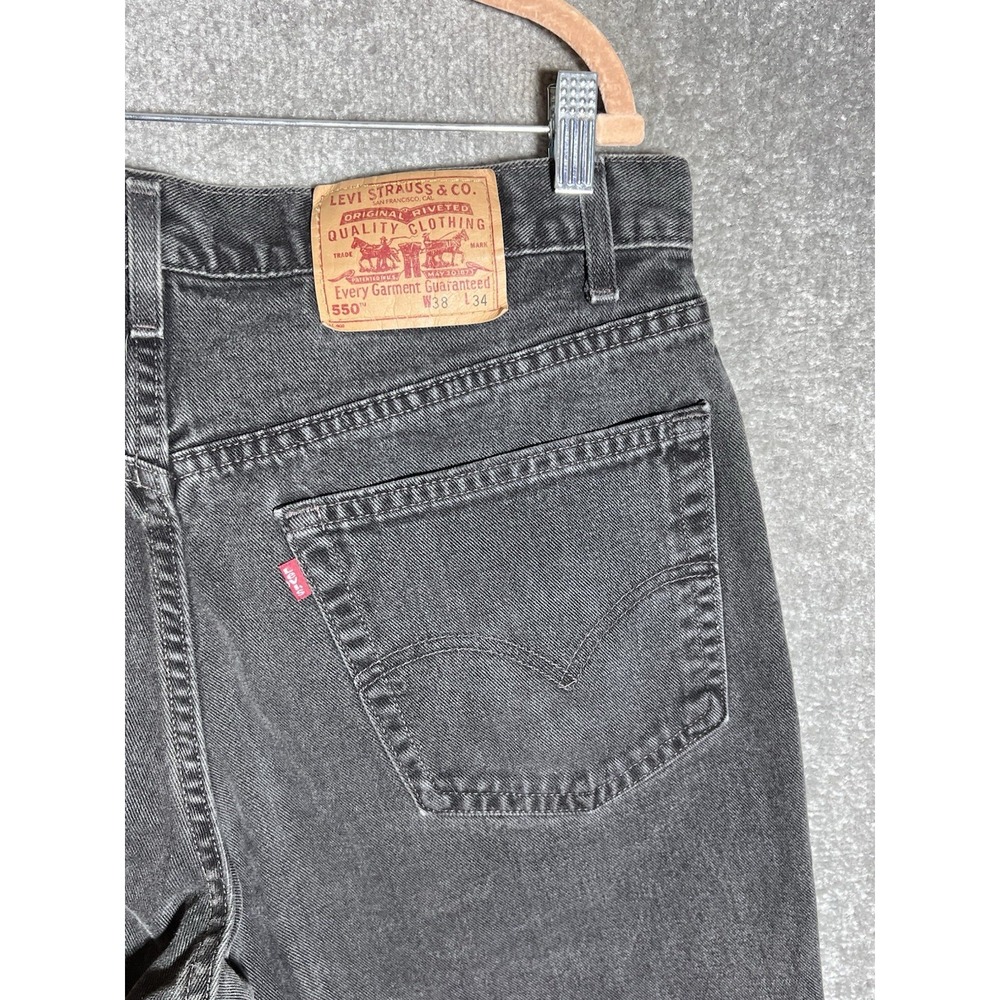 Levis 550 Jeans Mens Size 38x34 Black Denim Relaxed Fit Cotton 5 Pocket USA Made - Picture 4 of 8